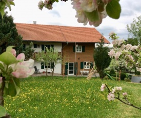 Modern Apartment in Lindegg with Balcony