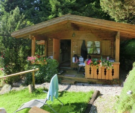 Cozy Cabin near Lake in Urspring