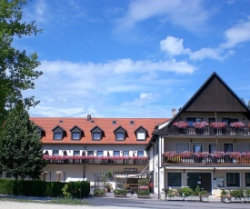 Land-gut-Hotel "Zum Bartl"