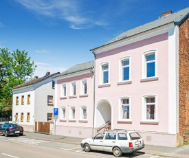 Inviting Apartment in Bad Camberg near Vogelburg Park