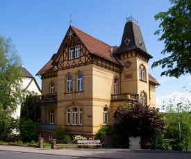 Ferienwohnung Hufelandstern bis 7 Personen - separater Eingang!