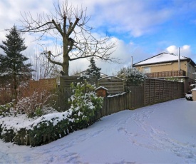 Cosy Apartment in Diemelsee with Fenced Garden