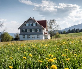 Alpenloge Hotel